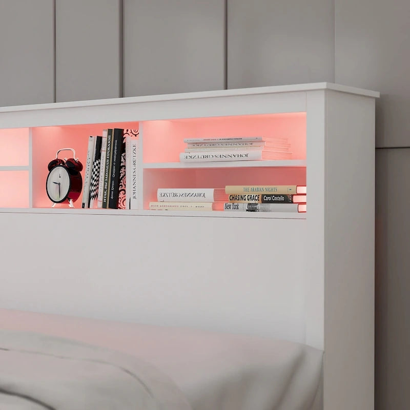 Cabeceira de estante para cama Queen com orifício para passagem de cabos e luzes
