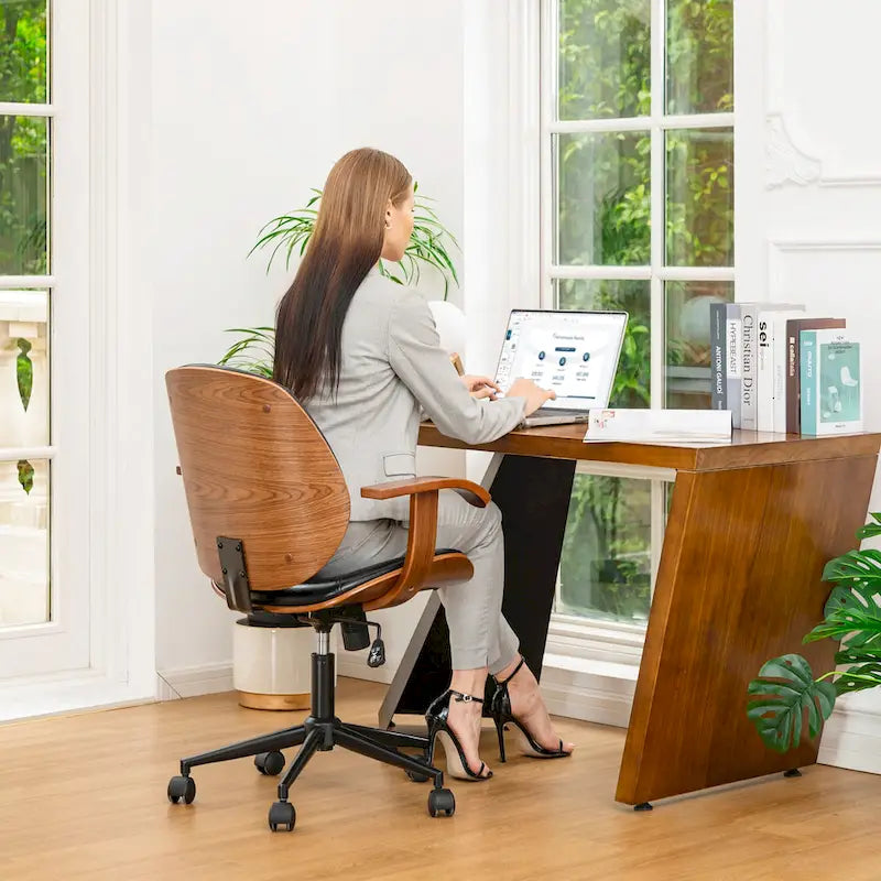 Modern Ergonomic Faux Leather Gaslift Adjustable Swivel Office Task Chair